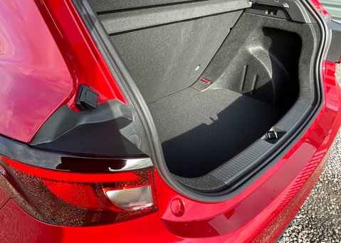 MG MG3 1.5 HYBRID+ TROPHY 10