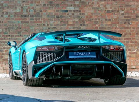 Lamborghini Aventador SV LP750-4 Roadster 3
