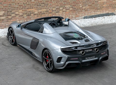 McLaren 675LT Spider 12