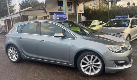 Vauxhall Astra 1.6 16v Elite Auto Euro 5 5dr 8