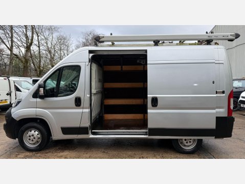 Peugeot Boxer 2.0 BlueHDi 335 Professional Panel Van 5dr Diesel Manual L2 H2 Euro 6 (130 13
