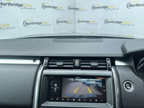 Land Rover Discovery 3.0 SD V6 Landmark Edition Auto 4WD Euro 6 (s/s) 5dr 23