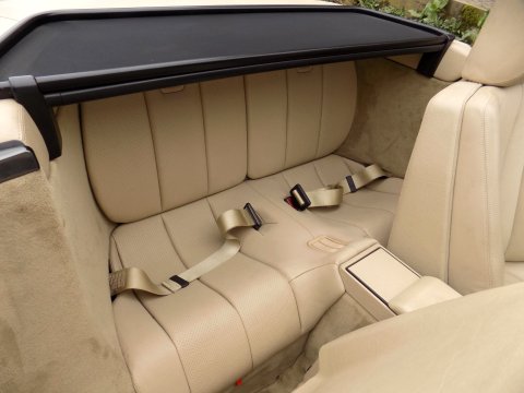 Mercedes-Benz SL Series 500SL-32 18