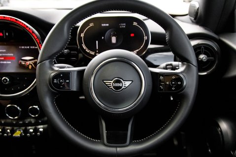 Mini Hatch COOPER S LEVEL 3 24