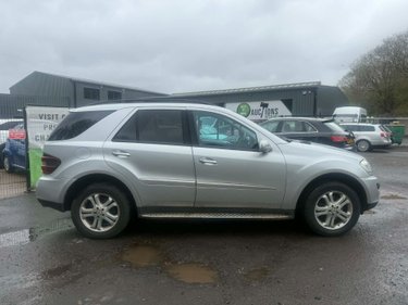 Mercedes-Benz M Class ML280 CDI SPORT 3