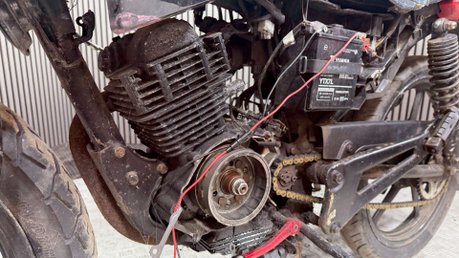 Yamaha YBR 125 2011 GOOD PARTS BIKE PROJECT COMMUTER BIKE 125CC 14