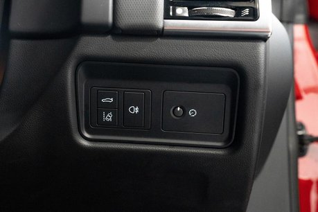 Jaguar F-Type 2.0i GPF R-Dynamic Coupe 2dr Petrol Auto Euro 6 (s/s) (300 ps) 20