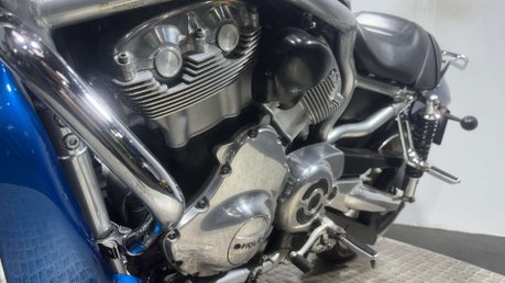 Harley-Davidson Street VROD VRSCR 2007 18K NEW MOT SERVICED RIDES WITHOUT FAULT 1130CC 26