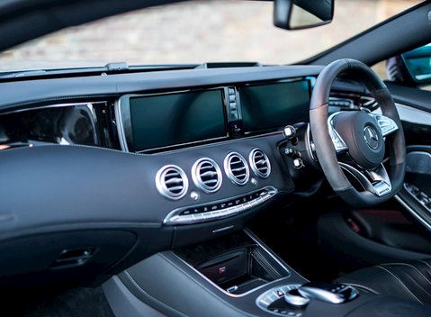 Mercedes-Benz S Class S63 Coupe 24