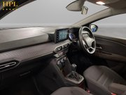 Dacia Jogger 1.6 Hybrid Expression MPV 5dr Petrol Hybrid Auto Euro 6 (s/s) (140 ps) Air 15