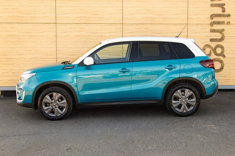Suzuki Vitara SZ-T BOOSTERJET MHEV 33