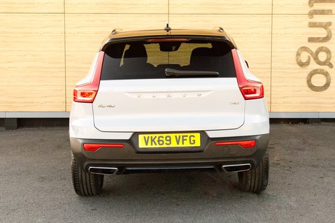 Volvo XC40 T4 R-DESIGN PRO 6