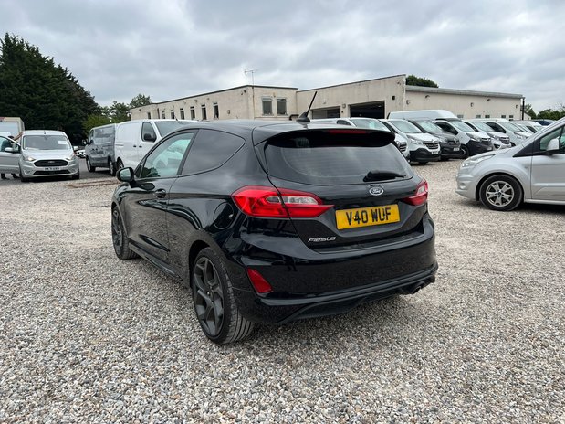 Ford Fiesta SWB (SOLD) L1H1 Low Roof Sport Air Con Alloys EURO 6 NO VAT 8