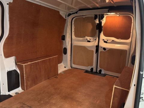 Vauxhall Vivaro 1.5 Vivaro F2900 Dynamic S/S 29
