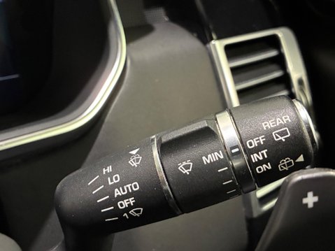Land Rover Range Rover 4.4 SD V8 Vogue SE Auto 4WD Euro 6 (s/s) 5dr 27