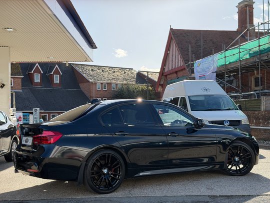 BMW 3 Series 320D M SPORT
