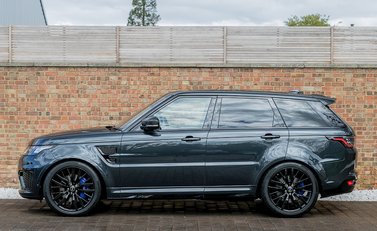 Land Rover Range Rover Sport 5.0 SVR 2