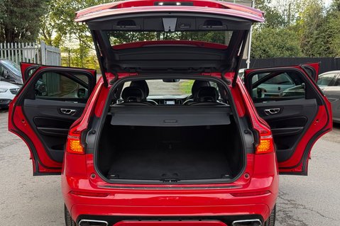 Volvo XC60 T5 R-DESIGN AWD - RARE COLOUR - VOLVO SERVICE HISTORY 14