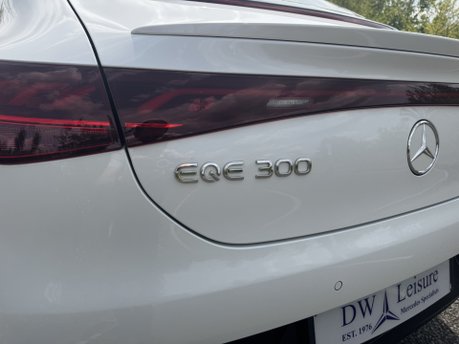 Mercedes-Benz EQE EQE 300 AMG Line Premium Auto Electric 89 KWH Battery PAN ROOF/VAT Q 41