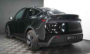 Tesla Model Y PREMIUM LONG RANGE AWD GROK AI Daimond Black Heated & Vented Seats 1 Owner 3
