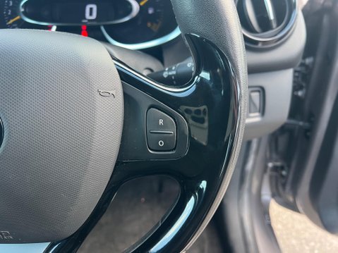 Renault Clio 1.2 16V Dynamique MediaNav Euro 5 5dr 19