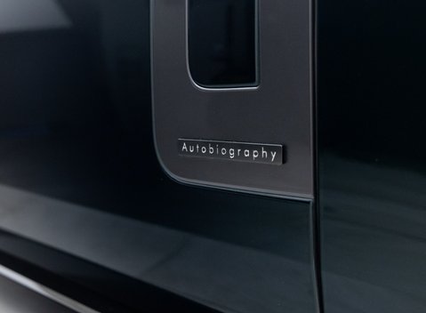 Land Rover Range Rover P550e AUTOBIOGRAPHY 41