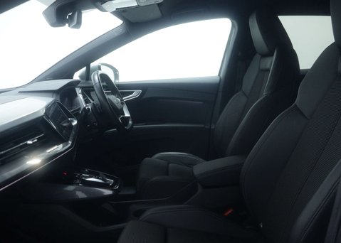 Audi Q4 Q4 E-Tron S Line 35 5dr 52