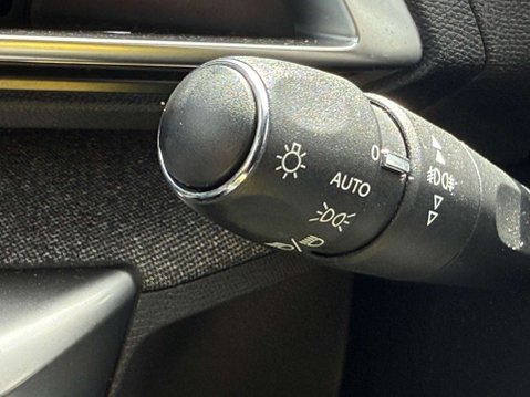 Peugeot 5008 1.5 BlueHDi Allure Euro 6 (s/s) 5dr 39