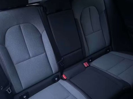 Volvo XC40 1.5h T4 Recharge 10.7kWh Plus SUV 5dr Petrol Plug-in Hybrid Auto Euro 6 (s/ 6