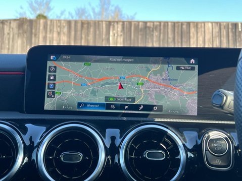 Mercedes-Benz A Class A 200 AMG LINE EXECUTIVE 28