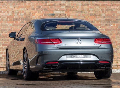 Mercedes-Benz S Class S63 Coupe 3