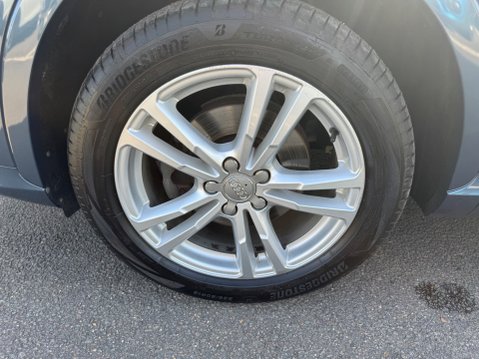 Audi Q3 TFSI S LINE 60