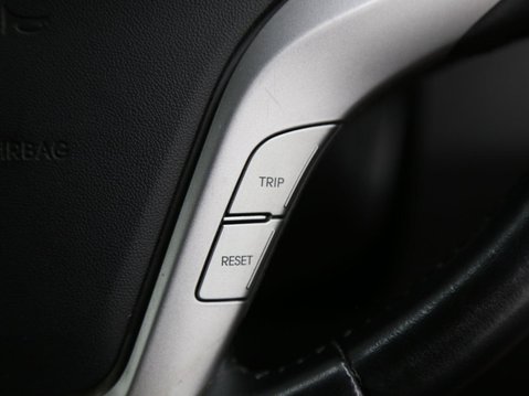 Hyundai ix20 MPI SE NAV 14