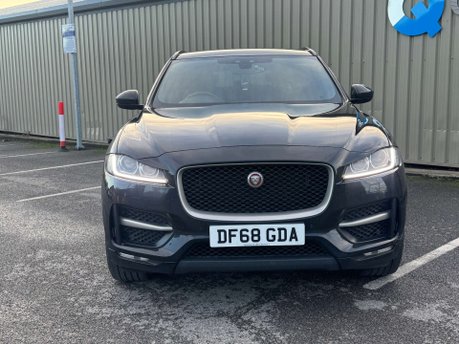 Jaguar F-Pace 2.0 F-Pace R-Sport AWD D Auto 4WD 5dr 9