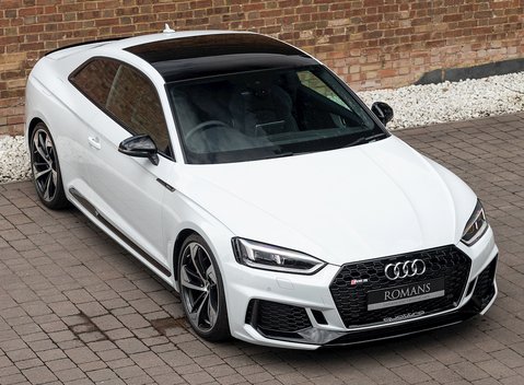 Audi RS5 Coupé 8
