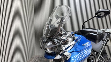 Triumph Tiger XRT ADVENTURE BIKE 2018 ONLY 20K LONG MOT WARRANTY 27