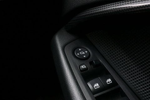 BMW 1 Series 1.5 118i Sport Auto 5dr 39