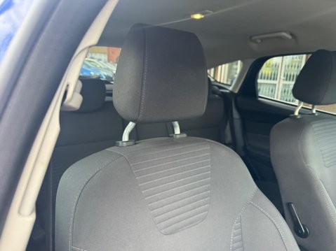 Ford Focus 1.5 TDCi Titanium Euro 6 (s/s) 5dr 22