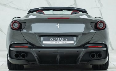 Ferrari Portofino M 8