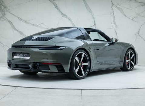 Porsche 911 Targa 4S (992) 8