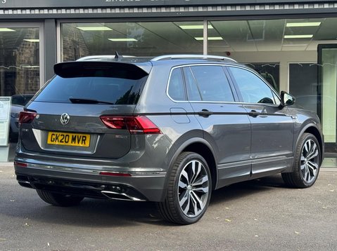 Volkswagen Tiguan R-LINE TECH TSI 4MOTION DSG 10