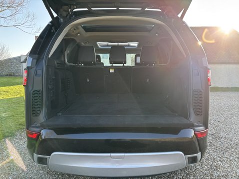 Land Rover Discovery SDV6 HSE LUXURY 16