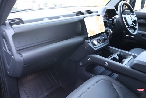 Land Rover Defender 110 HARD TOP X-DYNAMIC HSE GENUINE REAR SEAT CONVERSION  SEEKER STYLED  27