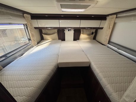 Burstner 747 Nexxo T690G 18