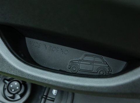 Abarth 500e Scorpionissima 25