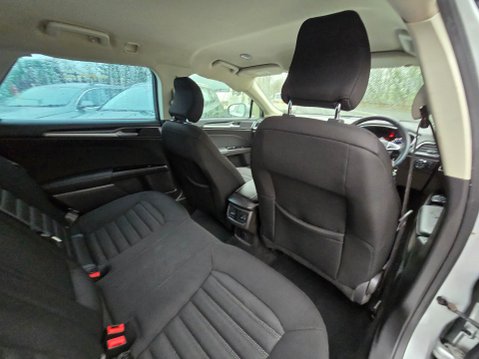 Ford Mondeo ZETEC 16