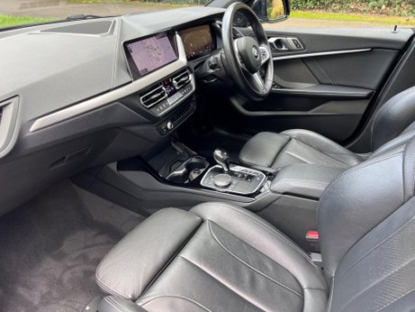 BMW 1 Series 1.5 118i M Sport (LCP) Hatchback 5dr Petrol DCT Euro 6 (s/s) (136 ps) 22