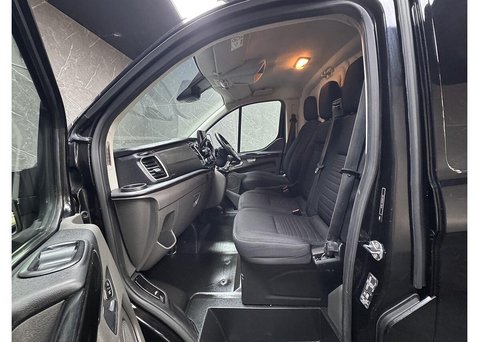 Ford Transit Custom 2.0 300 EcoBlue Limited Panel Van 5dr Diesel Manual L2 H1 Euro 6 (s/s) (130 42