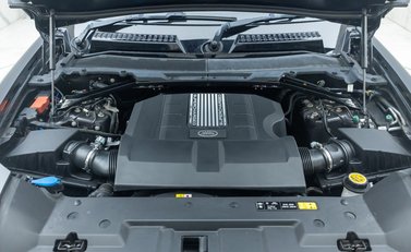 Land Rover Defender 90 V8 CARPATHIAN EDITION 38