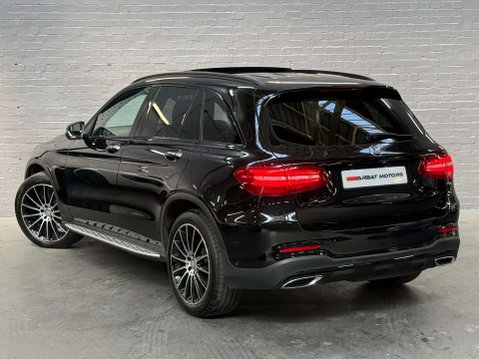 Mercedes-Benz GLC 2.1 GLC 250 D 4Matic AMG Line Premium+ Auto 4WD 5dr 21